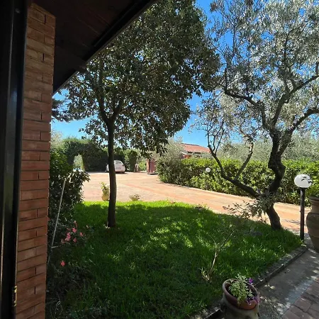 לינה וארוחת בוקר Casa Vigne קסטרווילארי